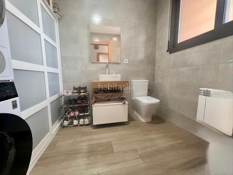 Foto 417c83cb-bde1-4fe7-883c-597f9ca2986a. Casa bifamiliare con riscaldamento parcheggio in Roca del Vallès (La)