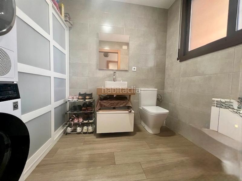 Foto 9d172fd3-4843-4a8e-8e88-fe57dbc69396. Casa bifamiliare con riscaldamento parcheggio in Roca del Vallès (La)