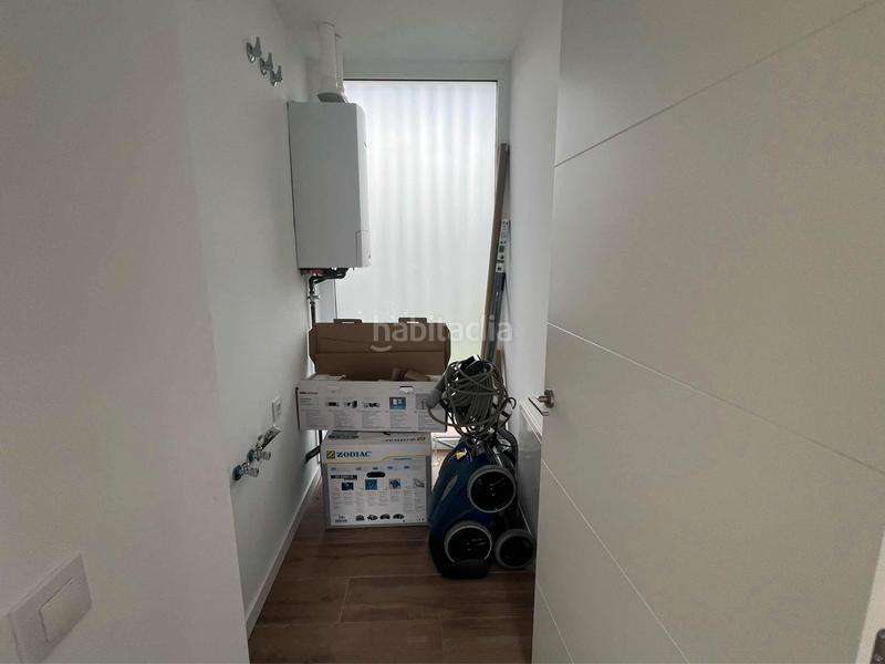 Foto 43c455cd-1264-4f8f-aaab-0a4970620942. Maison avec chauffage parking piscine dans Canovelles