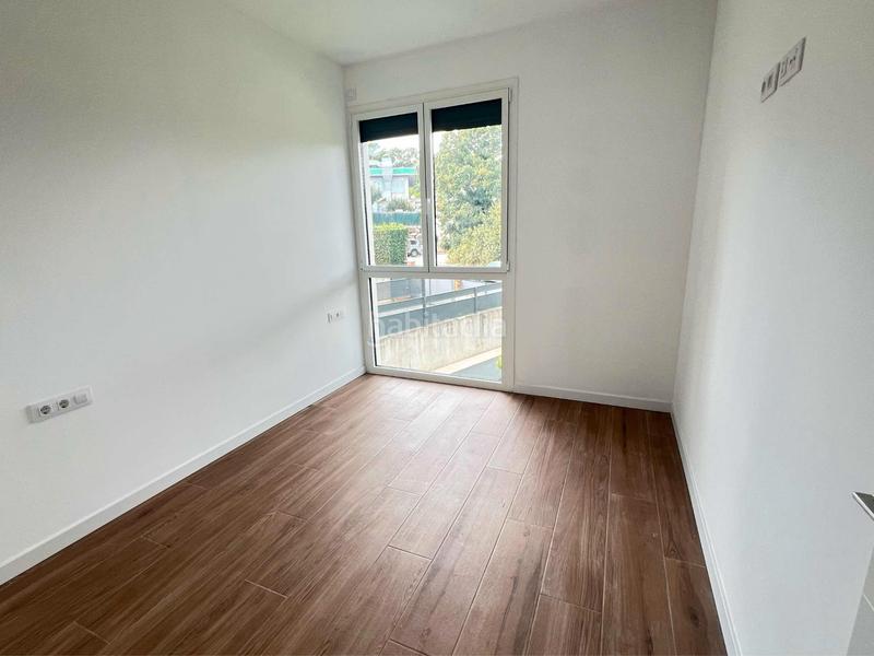 Foto 9c061bf8-1e73-41d3-84dc-37a89837cc96. Maison avec chauffage parking piscine dans Canovelles