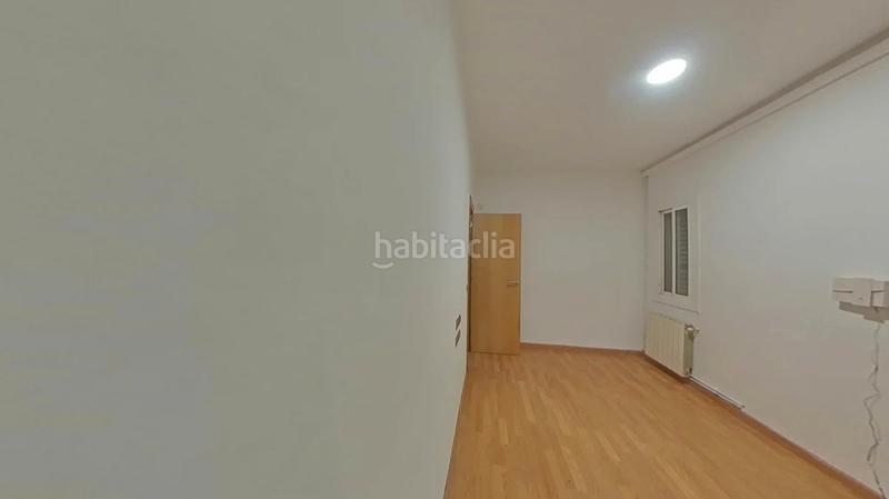 Foto f2775cdd-2fff-45ae-8229-f02c9bd9f5a7. Appartement avec chauffage dans Centre Badalona