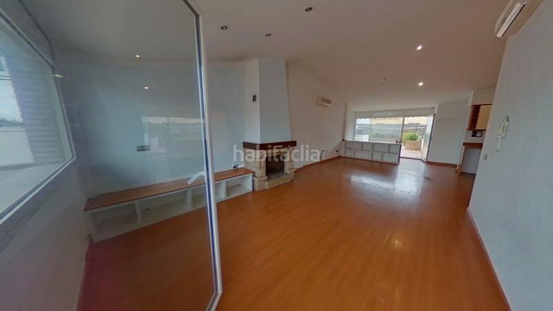 Foto bcd2fe56-4da6-46fa-9e9f-4bf466746ea1. Casa a schiera con camino riscaldamento parcheggio in Blanes