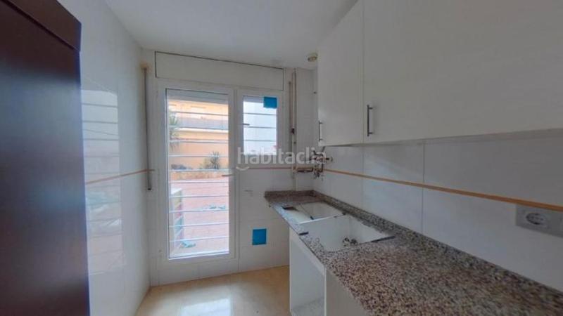 Foto 086e83c0-550e-40ea-a85c-6746f0bee5f0. Duplex avec chauffage dans residencial Blanes - vistamar Blanes
