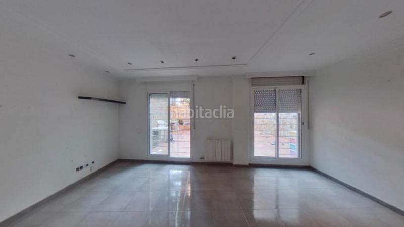 Foto b63654bb-26ce-469d-b3c3-b0dd5db9069a. Duplex avec chauffage dans residencial Blanes - vistamar Blanes