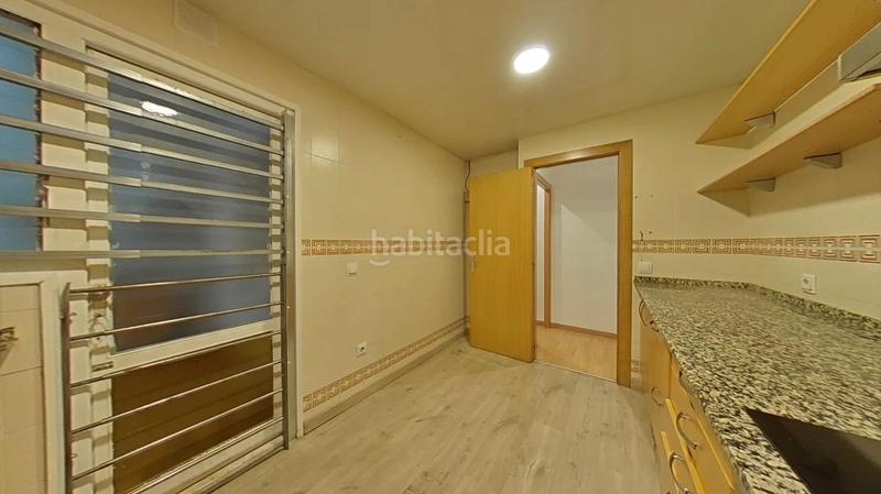 Foto 7c3e2a73-2a24-4e63-9c87-ae463b885cd1. Piso  4 habitaciones, ascensor y balcón en Centre Pineda de Mar