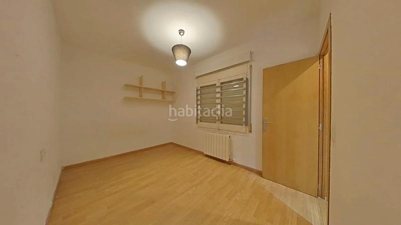 Foto 9a54da33-d485-4d68-8be6-24a7f68a08b8. Piso  4 habitaciones, ascensor y balcón en Centre Pineda de Mar