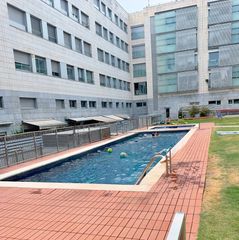 Flat  Avinguda de can bellet. Piso semi nuevo en sant cugat