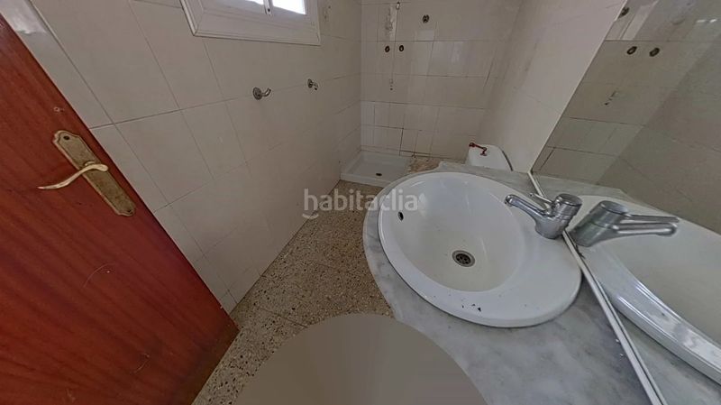 Foto cc411c8b-53ef-4e36-82f0-6478c447f4ad. Pis a Col·legis Nous Mollet del Vallès