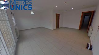 Piso  Carrer de les caramelles. 4º con ascensor, balcón y gran amplitud en els molins