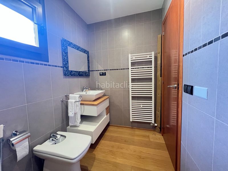 Foto 1a900056-ac2c-4e82-839b-8d98c460fe14. Casa amb calefacció aparcament a Roca del Vallès (La)