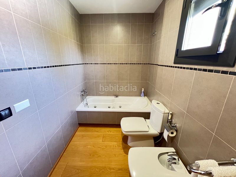 Foto 6c032238-91db-46b3-97d6-bd6fe7142037. Casa amb calefacció aparcament a Roca del Vallès (La)