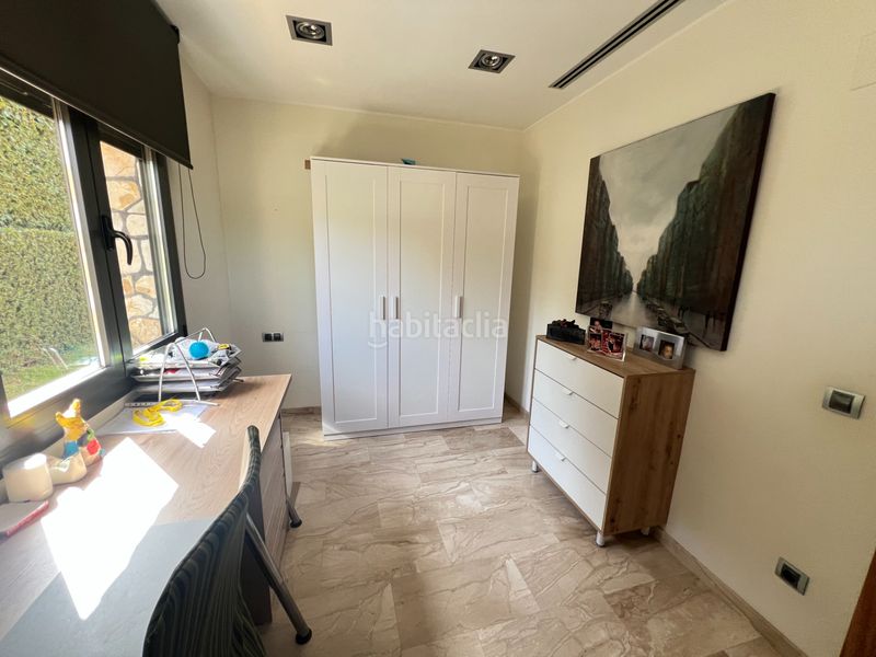 Foto cdab6d0d-d3f0-421c-9650-74cbea4f5148. Casa amb calefacció aparcament a Roca del Vallès (La)