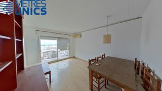 Piso  Carrer de la unió. ¡luminoso piso con balcón en premià de mar!