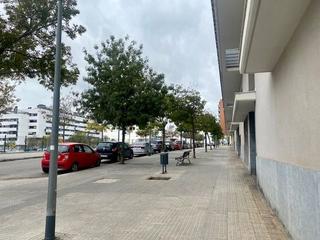 Miete Autoparkplatz  Passeig del vint-i-dos de juliol. ¡descubre la oportunidad perfecta para aparcar tu vehículo !