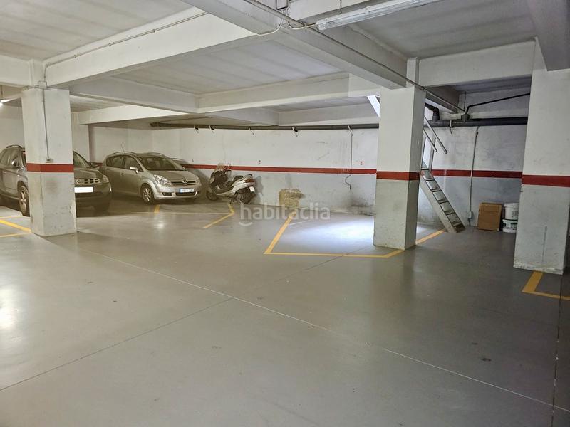 Foto 0ce0d98a-ccb9-4eb8-9660-c6e23d9d9483. Parking moto en avinguda de madrid 199 en venta plaza de parking para varías motos ! en Barcelona