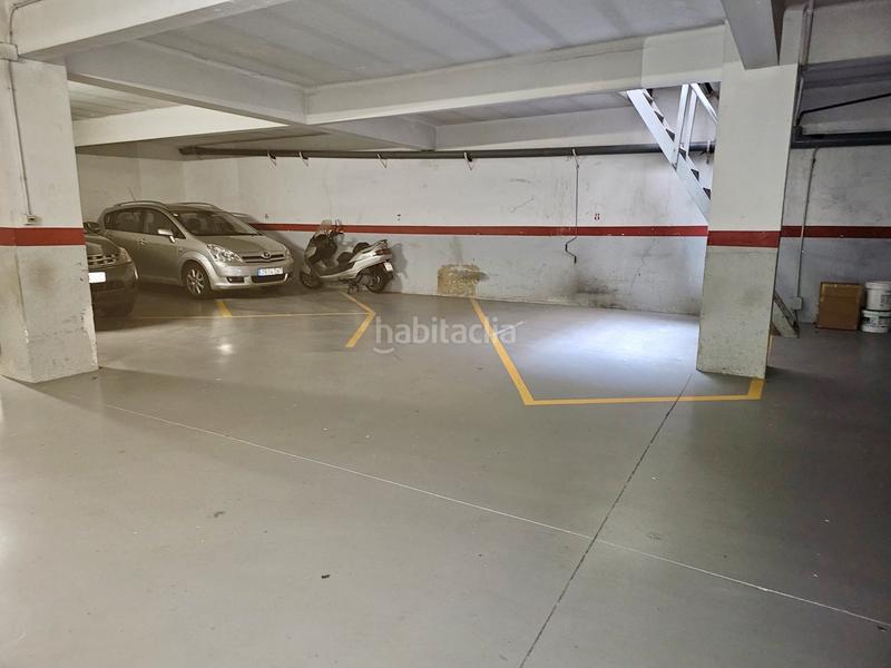 Foto 8b4c7179-a8bf-4154-81a7-99f17a3fb8be. Parking moto en avinguda de madrid 199 en venta plaza de parking para varías motos ! en Barcelona