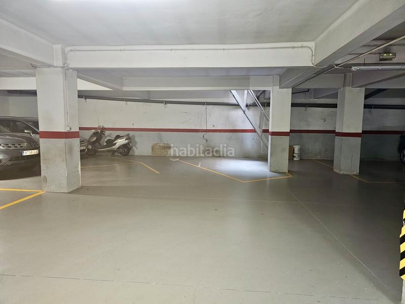 Foto a82aa08c-3170-4f81-ad37-57c8198b1957. Parking moto en avinguda de madrid 199 en venta plaza de parking para varías motos ! en Barcelona