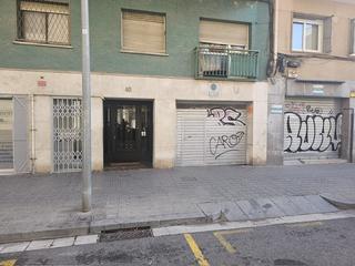 Parking voiture  Carrer d'evarist arnús. Plaza de parking en venta en les corts.
