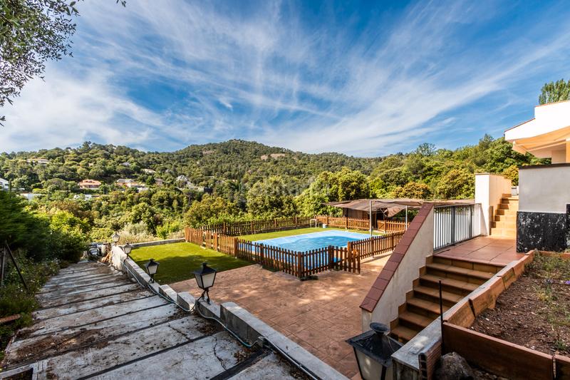 Foto 854b1561-8c6a-4b0d-859b-020e9ace54ad. Chalet ¡descubre el hogar de tus sueños ! en Matadepera