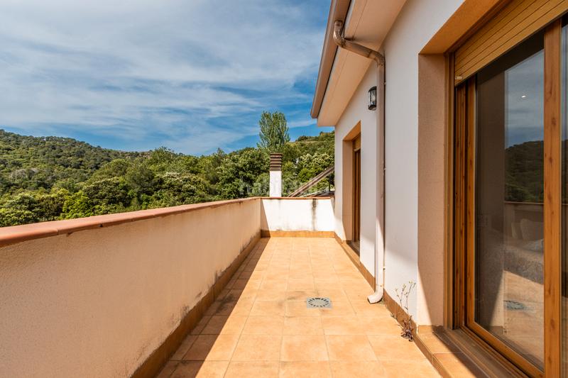 Foto a221be44-ceee-4f99-a7c1-1a1ad8d4234f. Chalet ¡descubre el hogar de tus sueños ! en Matadepera