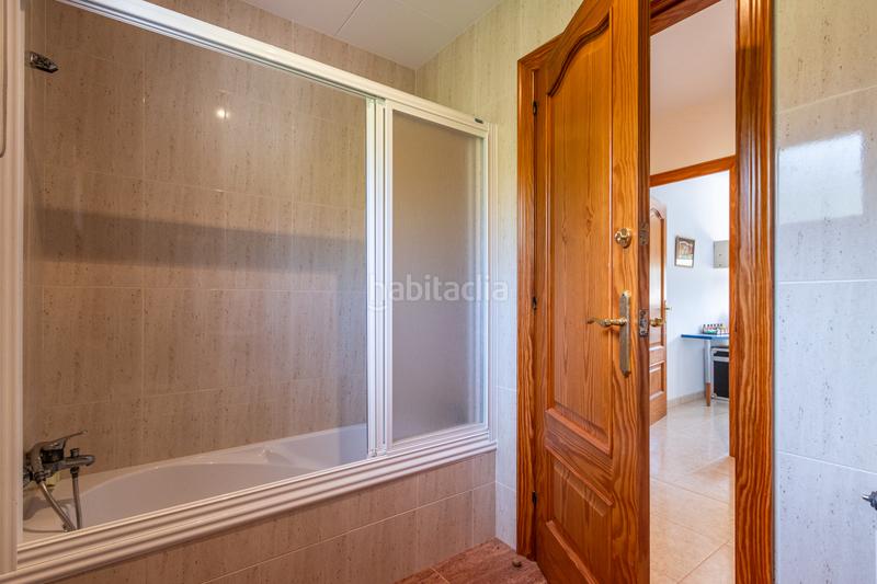Foto b0f6bd21-5df6-4333-9c8a-37a2e4f5b82f. Chalet ¡descubre el hogar de tus sueños ! en Matadepera
