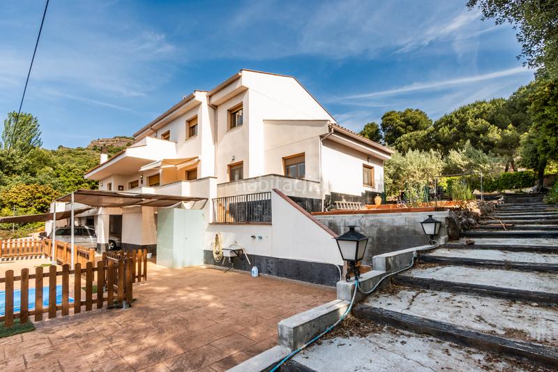 Foto b994fb06-7c2b-48d9-9ead-dd0bfda095f3. Chalet ¡descubre el hogar de tus sueños ! en Matadepera