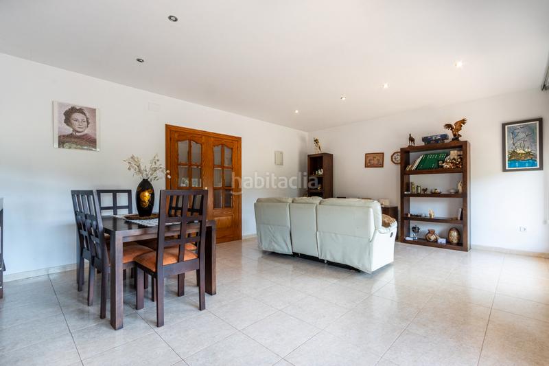 Foto b9f6a704-a589-4023-afe3-d0ea424dc07c. Chalet ¡descubre el hogar de tus sueños ! en Matadepera