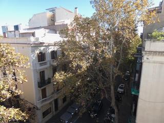 Pis  Carrer de melcior de palau. Piso reformado !
