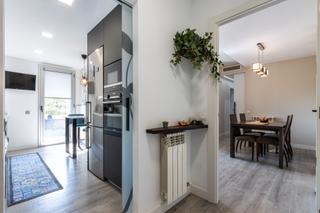 Pis  Avinguda de madrid. Grupmr immobiliari te presenta en exclusiva este magnfico piso