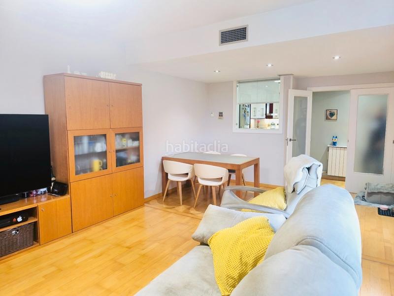 Foto 915d0c5d-9ea8-41bc-9234-dbe59daef7c0. Dachwohnung mit heizung pool in Can Llong Sabadell