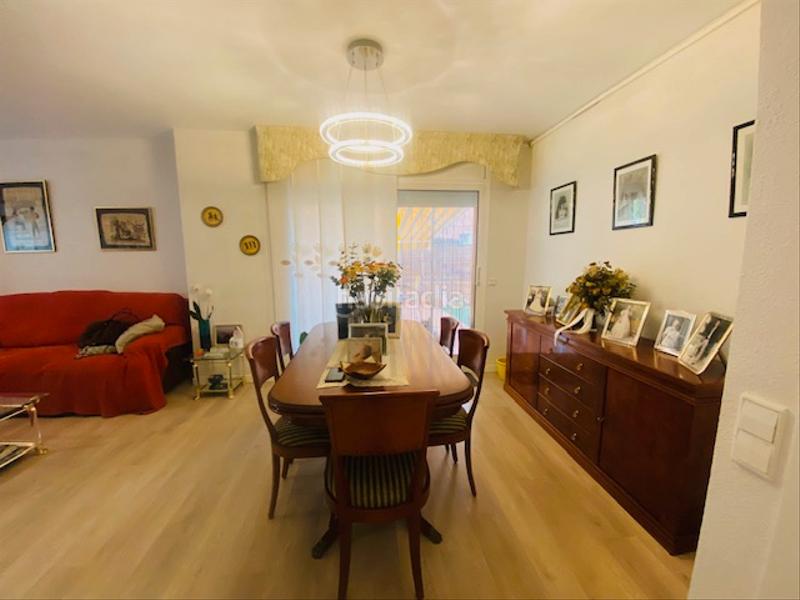 Foto 06f21551-f1c1-40f4-9235-c0e5edb648e9. Planta baixa amb calefacció aparcament piscina a Cerdanyola del Vallès