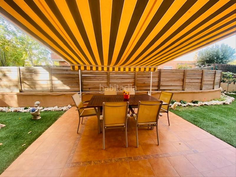 Foto a6a1e7d3-8452-4ec8-9ed8-8f9d96ed081f. Planta baixa amb calefacció aparcament piscina a Cerdanyola del Vallès