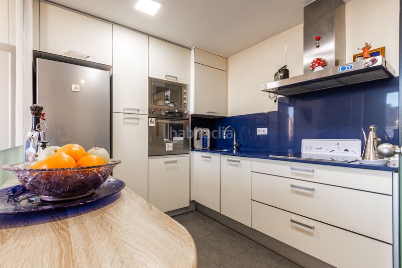 Foto 59b1382e-eb08-4341-a3c7-28b4a798caaf. Pis amb calefacció aparcament a La Bordeta Barcelona