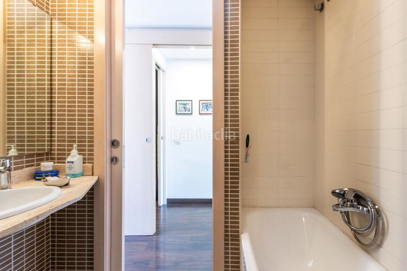 Foto 5a9ac253-ea20-4ccd-90ff-422b04333f5e. Pis amb calefacció aparcament a La Bordeta Barcelona