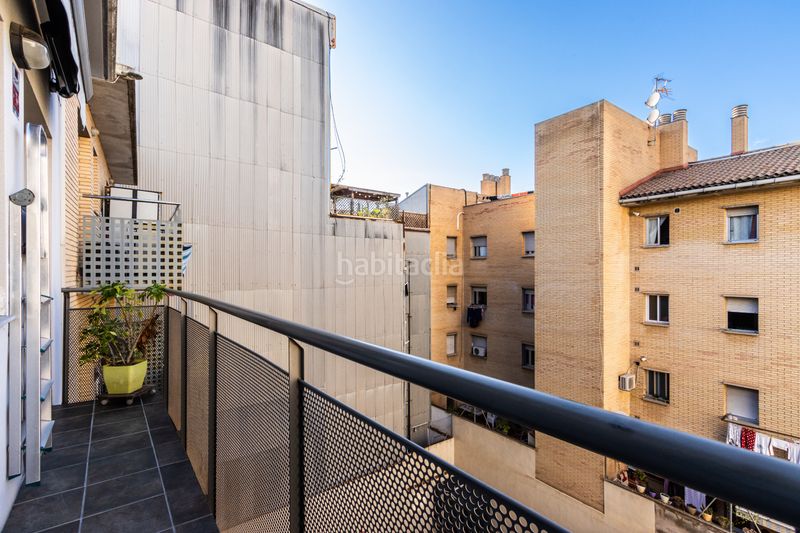 Foto d62e736e-a567-4266-b95f-13922f92cef6. Pis amb calefacció aparcament a La Bordeta Barcelona