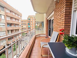 Pis a Barri de les Corts. Luz, espacio y potencial en el corazón de les corts