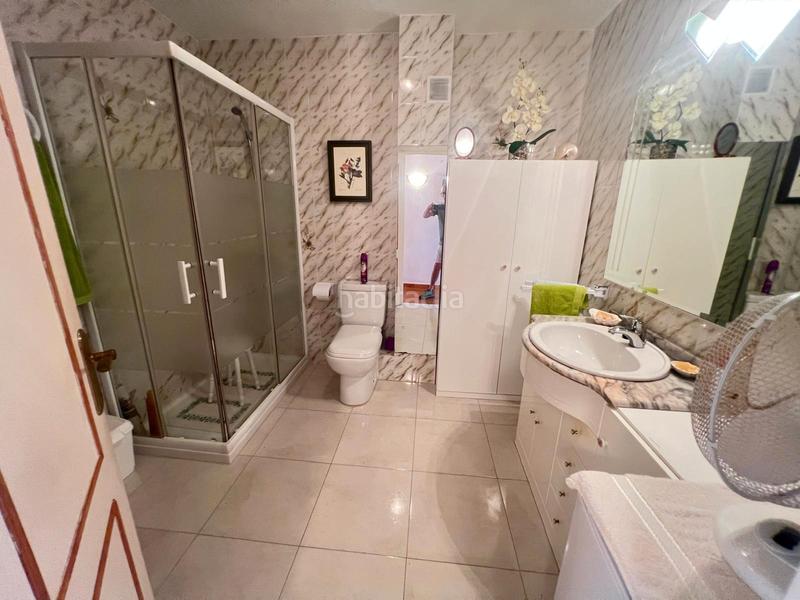 Foto a6cd3de2-2dae-41e8-9548-9eddc0bfe5d8. Piso en avenida suiza 43 hermoso piso a 200 metros de la playa de la mata en Torrevieja