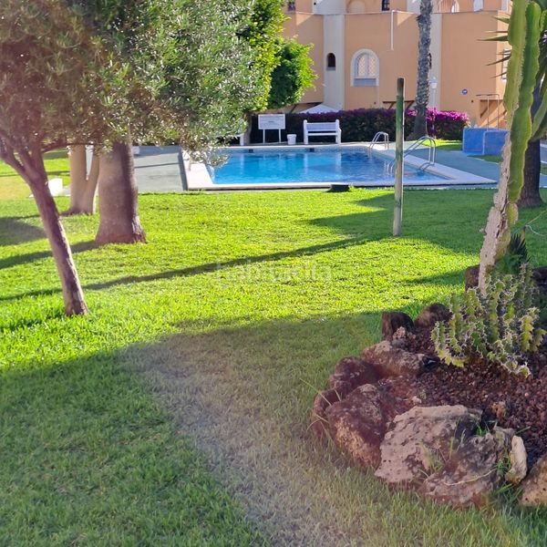 Foto 4b0d6c59-6445-4481-b044-7d5e2b0c5987. Apartament a avenida corinto 9 a Torreblanca Torrevieja