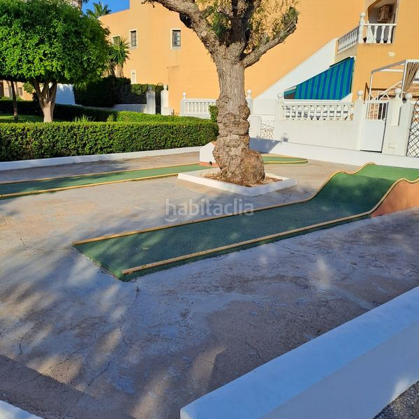 Foto 99c4f28d-fa2a-4bc9-b419-e9cc83bc9203. Apartament a avenida corinto 9 a Torreblanca Torrevieja