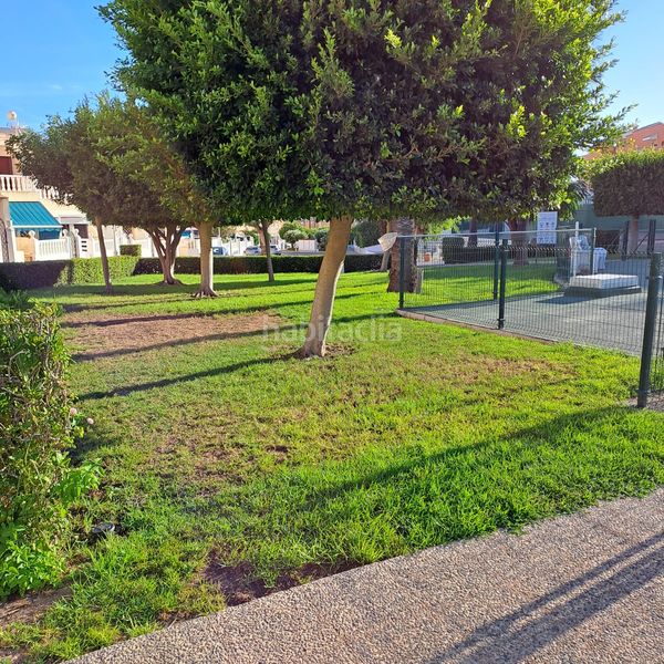 Foto e793acd4-cd63-4269-98c1-5dae5cc6bfa2. Apartament a avenida corinto 9 a Torreblanca Torrevieja
