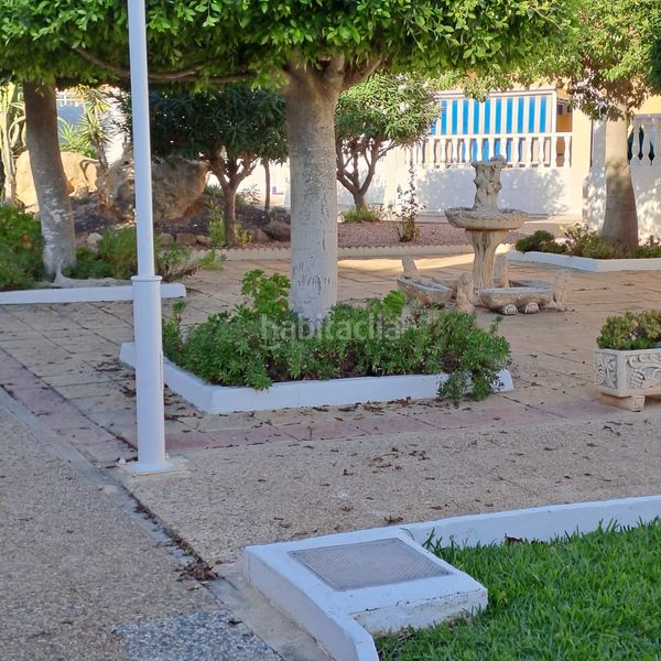 Foto ec5ada98-493b-438d-ab59-d9d14f502c45. Apartament a avenida corinto 9 a Torreblanca Torrevieja