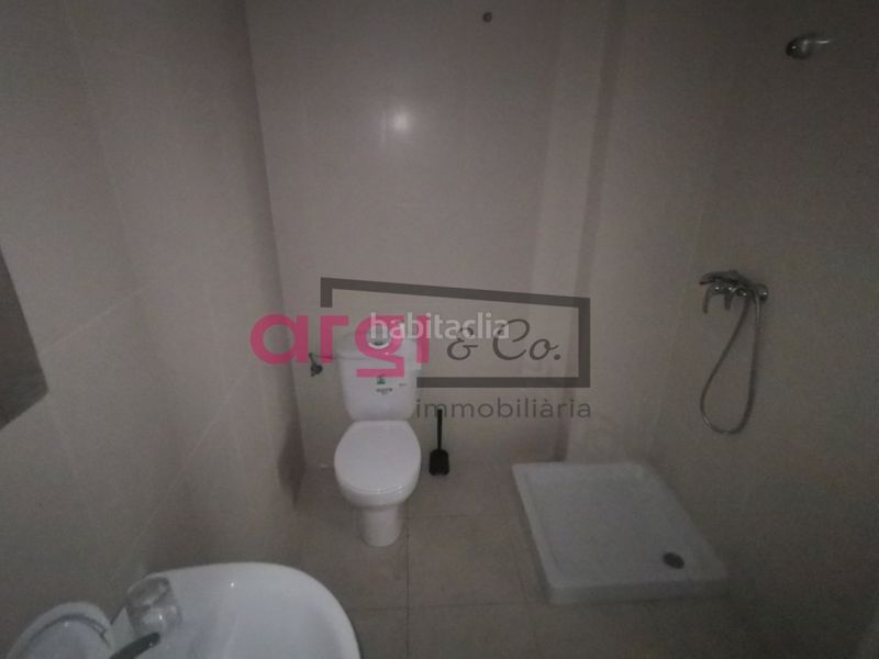 Foto d4adf709-7df4-4524-b69e-8ef5327fd3fb. Local comercial local en venta en Centre Viladecans