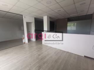 Lloguer Local Comercial a Centre. Local comercial en alquiler