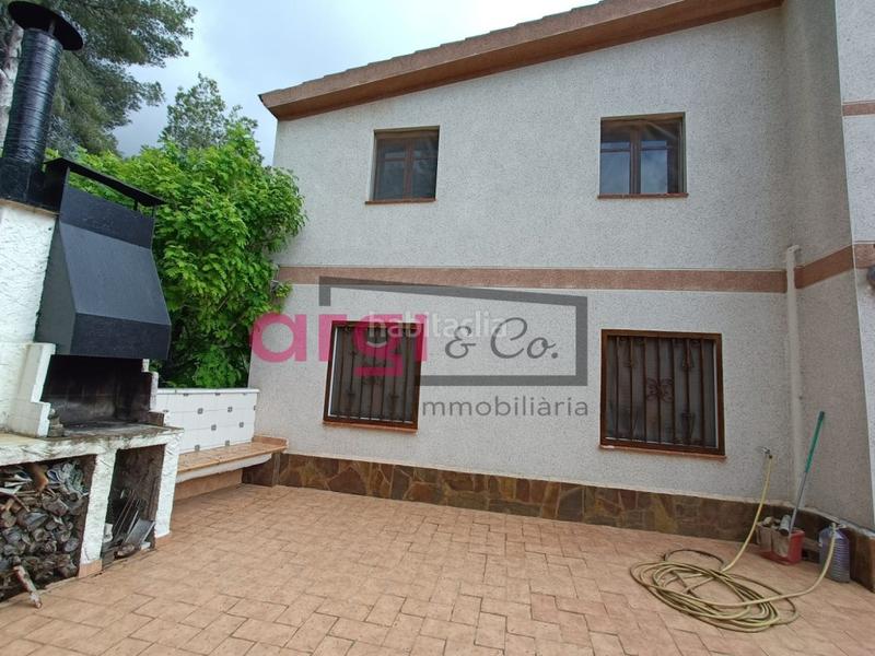 Foto 2f975140-572f-4996-9cc9-021401629e00. Casa in costa Cunit - els jardins - els rosers Cunit