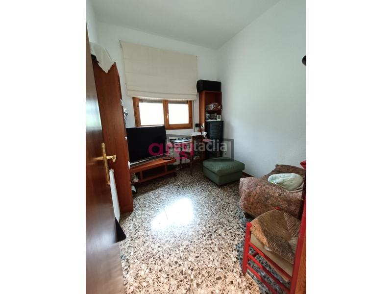 Foto 8e0d321f-1ba7-4ef5-ac08-41658874ca7a. Casa in costa Cunit - els jardins - els rosers Cunit