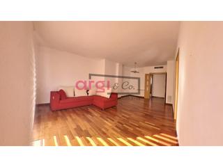 Pis  N/a. Magnifico piso de 4 habitaciones
