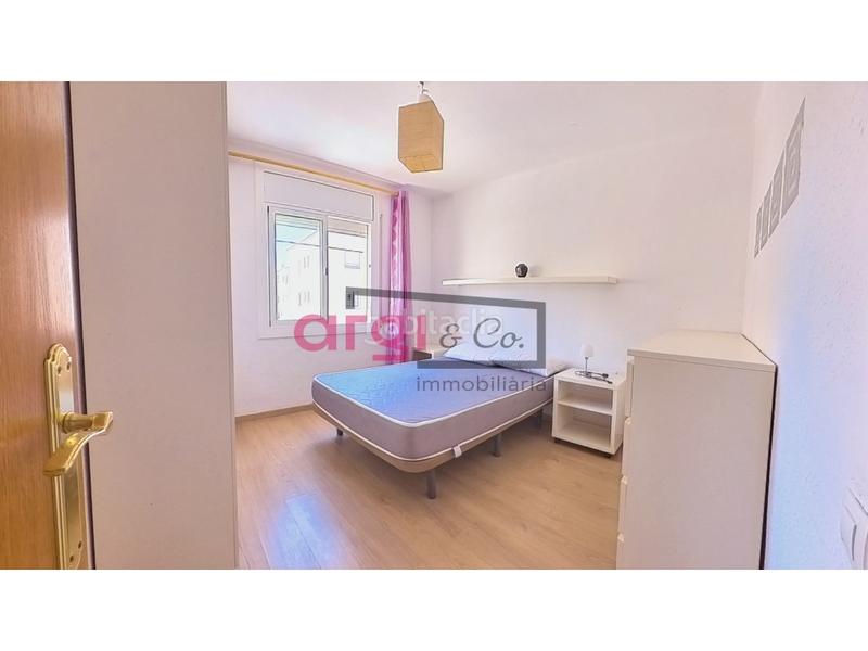 Foto a45d761e-83ce-40f9-986b-093be5474b32. Pis a Maritim Cubelles