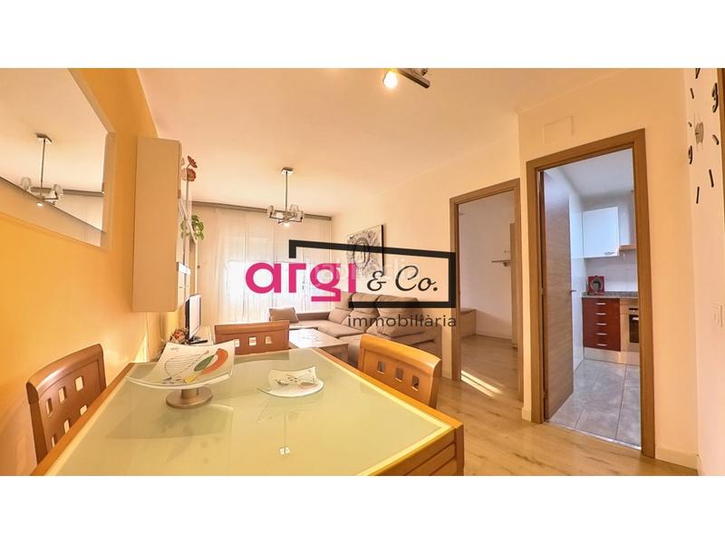 Foto 2e39319e-3cdf-4c31-a3e2-6ed00fdaf6c5. Appartamento in Centre Viladecans