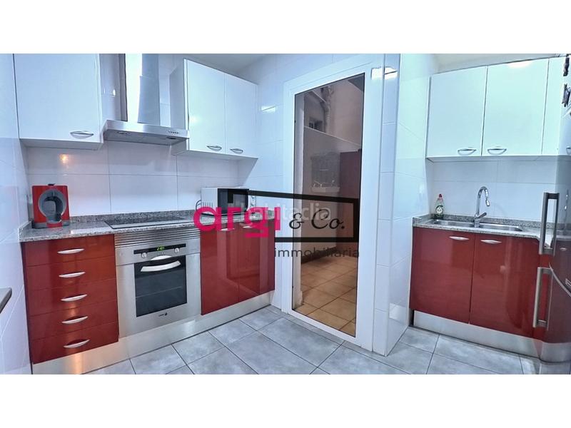 Foto 37c54091-b411-4a7b-a286-a044e42dfd20. Appartamento in Centre Viladecans