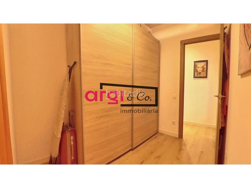 Foto bd2cbf3e-ed69-4410-8916-ecf6ccd21986. Appartamento in Centre Viladecans